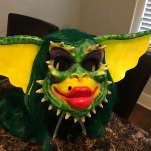 Meet your Posher, Lenora